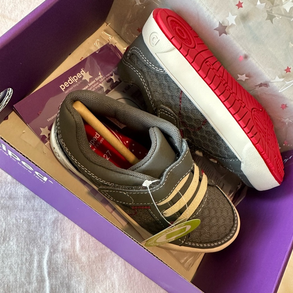 Pediped Dani Flex New in Box Grey/Red Shoes